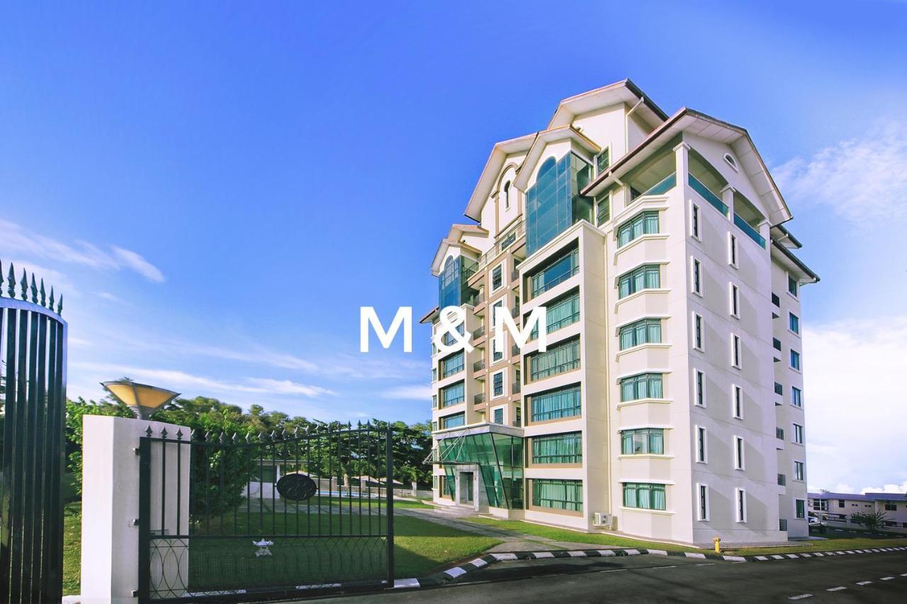 Aa Residen Luxury Condo Homestay 18Mins Walk Tanjung Aru Beach & Golf Course, Not Beach Side Resort Kota Kinabalu Exterior photo