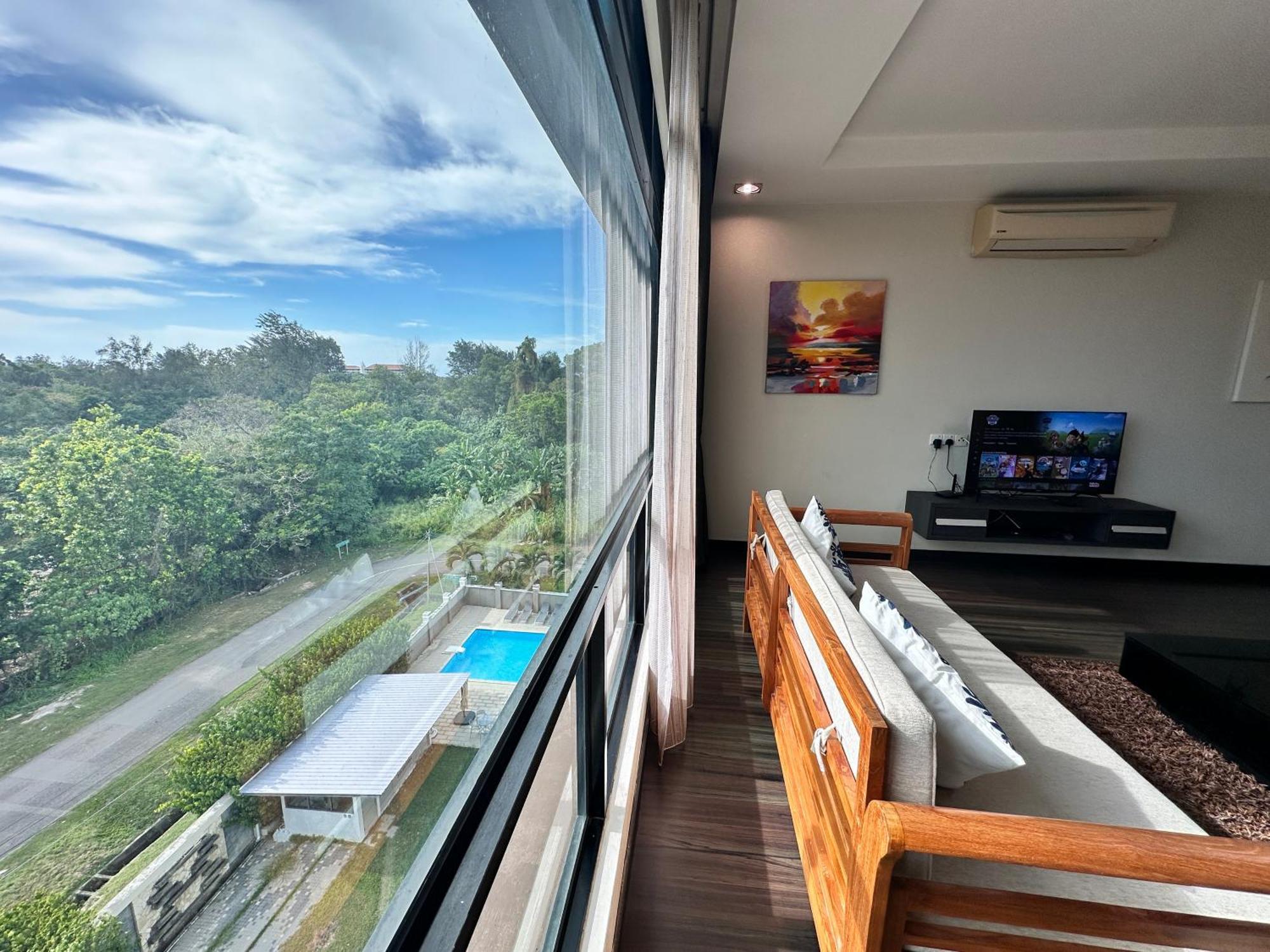 Aa Residen Luxury Condo Homestay 18Mins Walk Tanjung Aru Beach & Golf Course, Not Beach Side Resort Kota Kinabalu Exterior photo